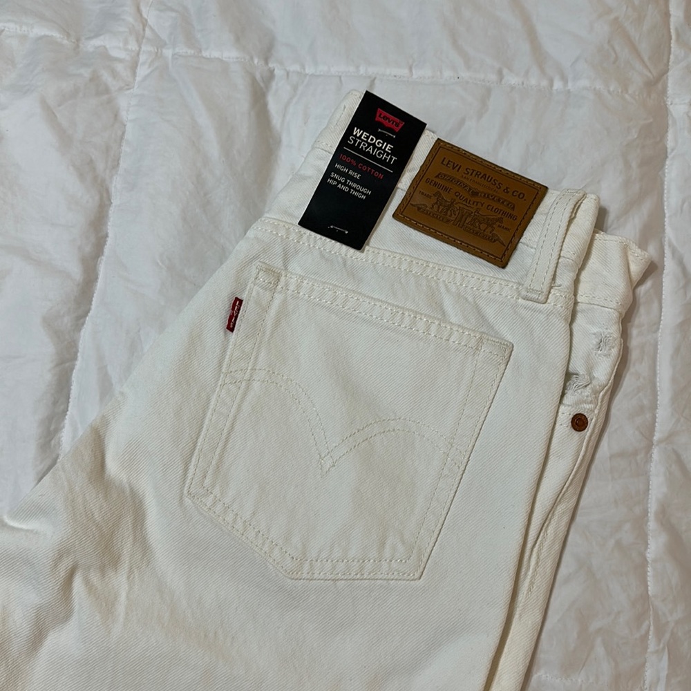 Levi’s white straight jeans